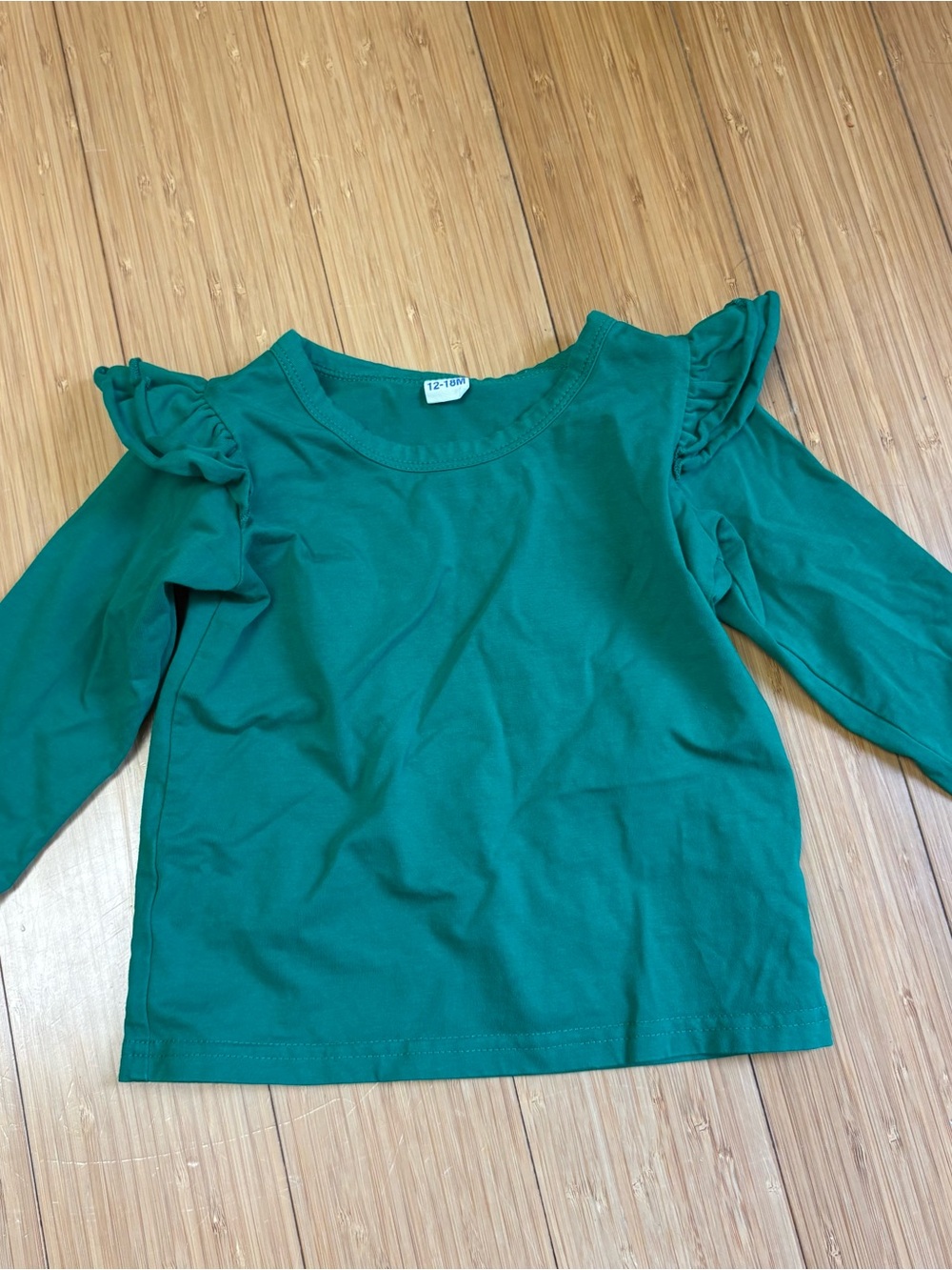 Girls' Green Ruffle Shoulder Long-Sleeve Top